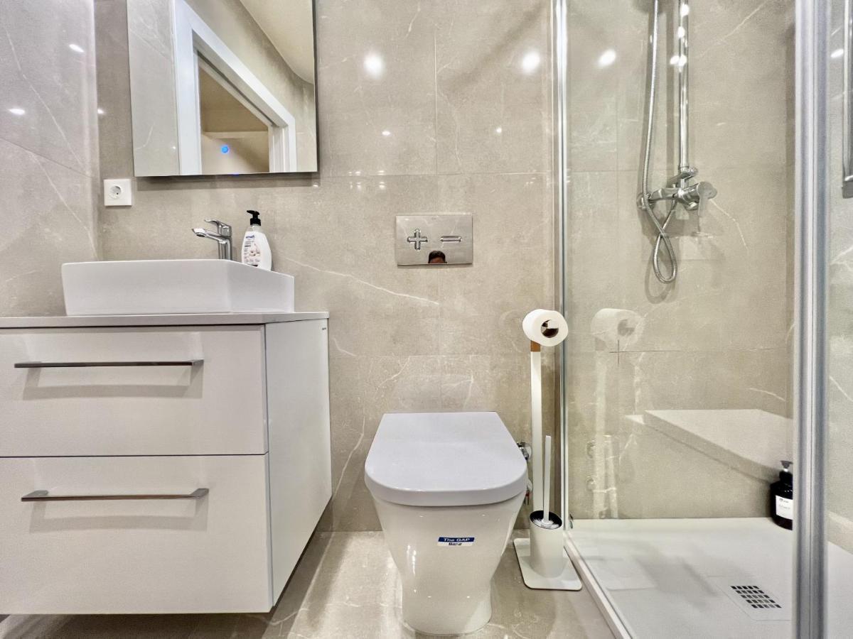 Cozy San Cristobal Apartment In Heart Of Alicante Kültér fotó